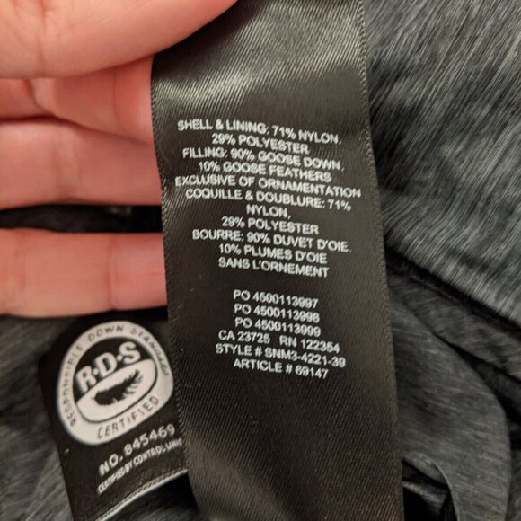 TNA Aritizia womens The little puff packable jacket size xs in gray color - Picture 6 of 11